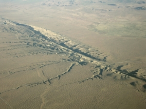An aerial view of the transform boundary that characterizes the San Andreas fault